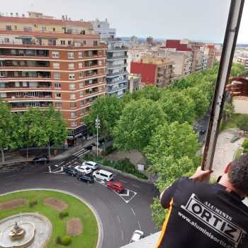 Fotografia tomada fuera de Aluminis Reus - Ortiz - Fabricant en Reus, Tarragona
