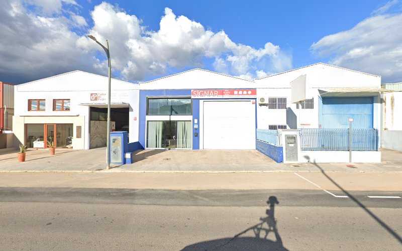 Fotografia tomada fuera de Signar - Servicio de instalación de ventanas en Pego, Alicante