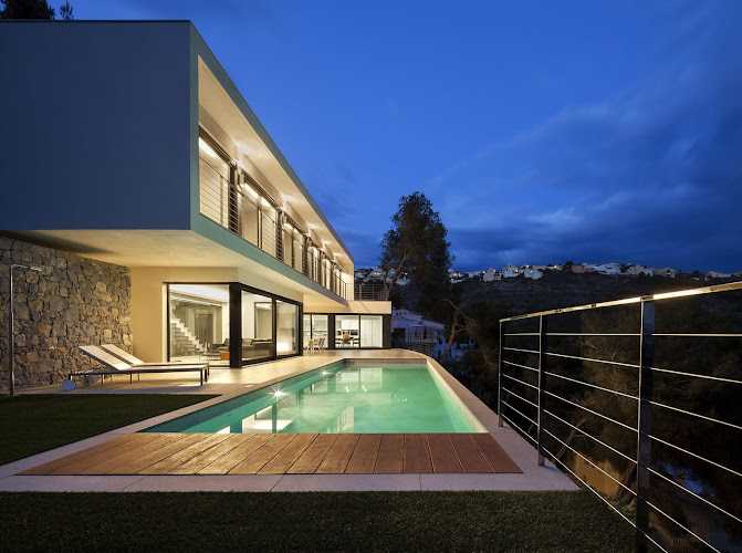 Fotografia tomada fuera de Aluminios Jaume - Metal·listeria en Pego, Alicante