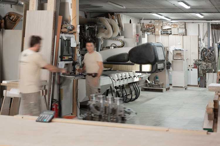 Fotografia tomada fuera de Espai en Fusta - Carpintería en El Carrasco, Valencia