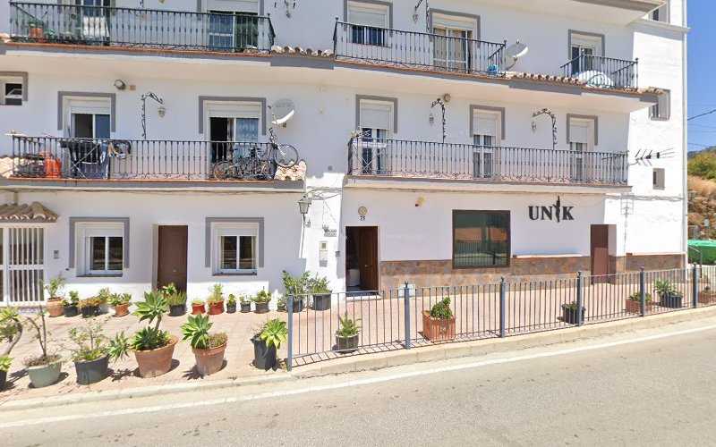 Fotografia tomada fuera de INCUS H. M. S.L. - Carpintero en Ojén, Málaga