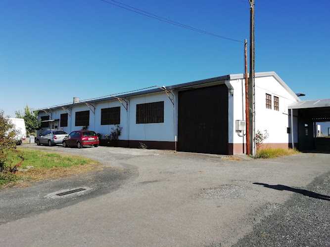 Fotografia tomada fuera de Carpintería Sobrino y Núñez S.C. - Carpintería en Oza dos Ríos, A Coruña