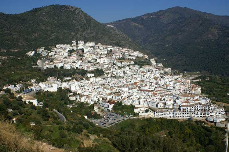 Fotografia tomada fuera de Cerrajería Ojen - Cerrajero en Ojén, Málaga