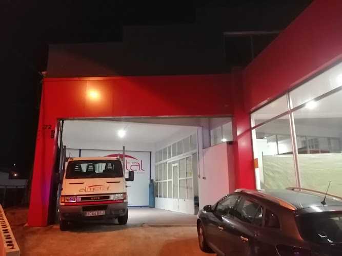 Fotografia tomada fuera de AL Metal - Carpintería metálica y de aluminio en Noia, A Coruña