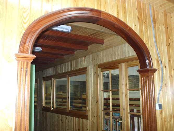 Fotografia tomada fuera de Maderas Pereira Narón - Carpintería de madera Narón - Carpintería en Narón, A Coruña