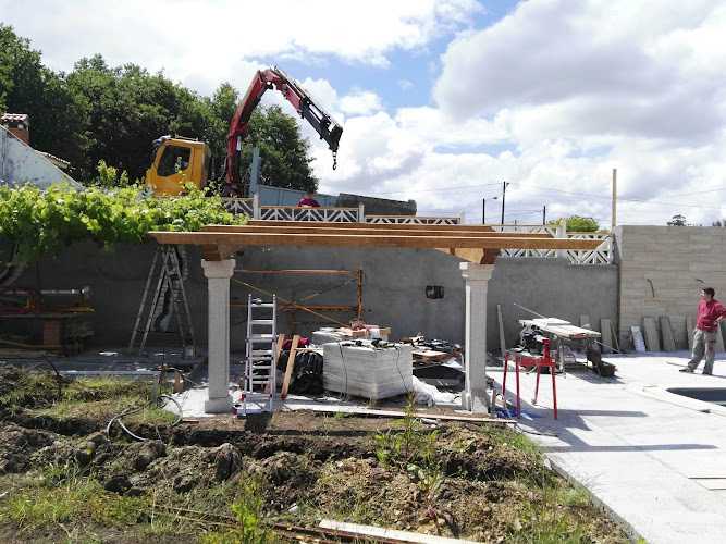 Fotografia tomada fuera de Maderer Carpinteros - Carpintería en Barreiras, A Coruña