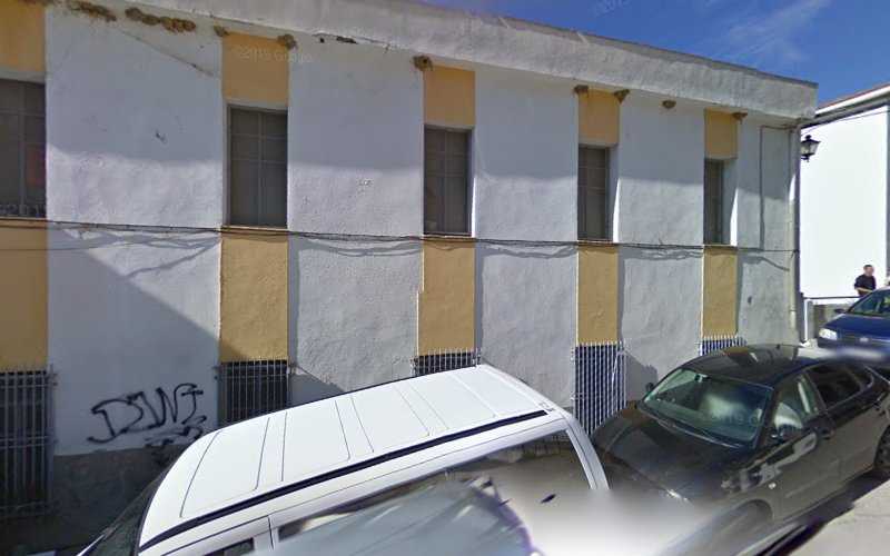 Fotografia tomada fuera de Carpinterias Cintado - Tienda de armarios en Ubrique, Cádiz