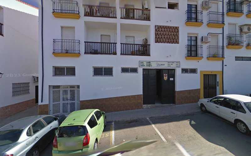 Fotografia tomada fuera de Alumar - Carpintería metálica y de aluminio en Ubrique, Cádiz