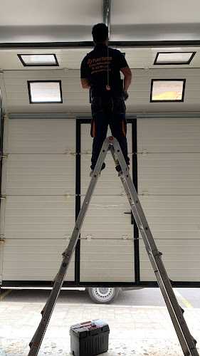 Fotografia tomada fuera de Puertoma, S.L. - Taller de instalación de puertas y ventanas en Gran Tarajal, Las Palmas