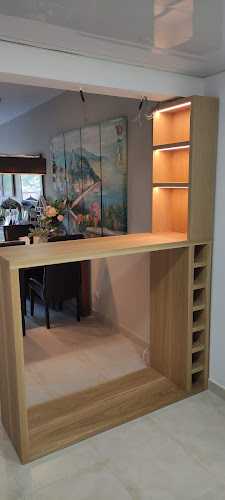 Fotografia tomada fuera de Jordi Carbonell Fors - Fabricant de mobles en Tordera, Barcelona