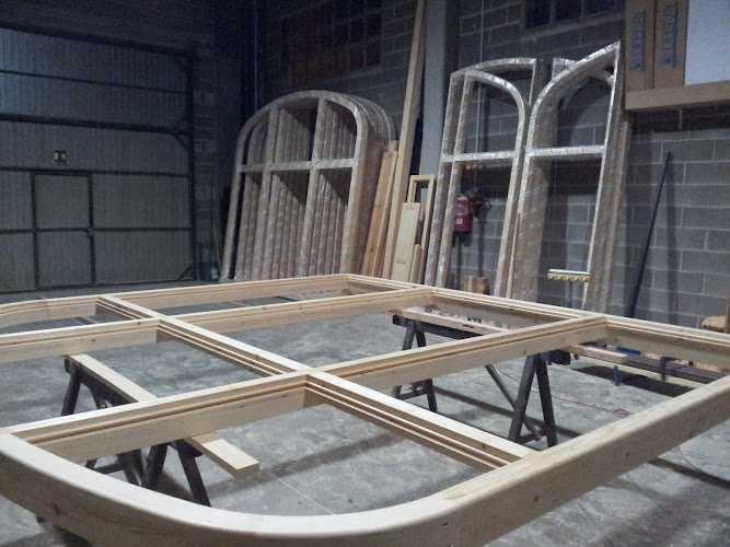 Fotografia tomada fuera de Delsams Fusteria - Establecimiento de venta de madera en Albesa, Lérida