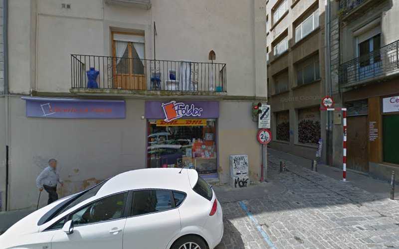 Fotografia tomada fuera de Maderas Y Chapas De Navarra - Tienda de armarios en Tafalla, Navarra