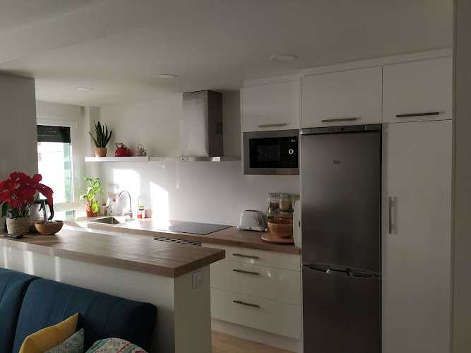 Fotografia tomada fuera de Carpinteria Mosquera - Carpintería en Vilasuso, A Coruña