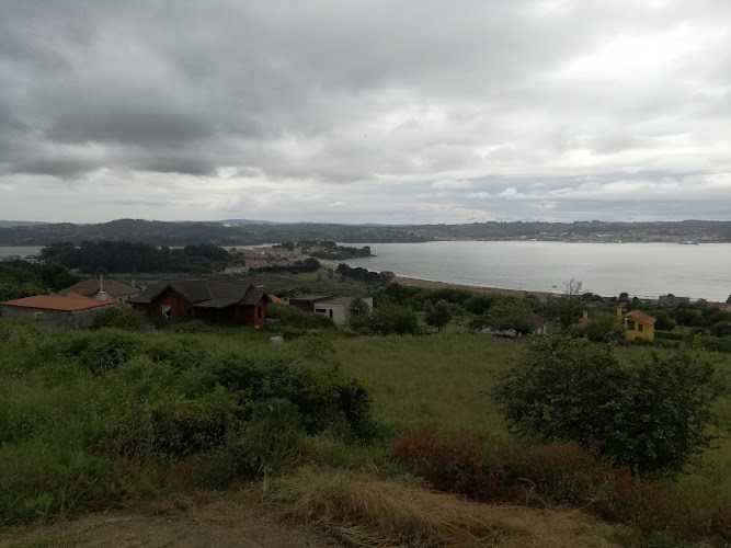 Fotografia tomada fuera de Carpintería Metálica Suárez - Carpintería metálica y de aluminio en Bañobre, A Coruña