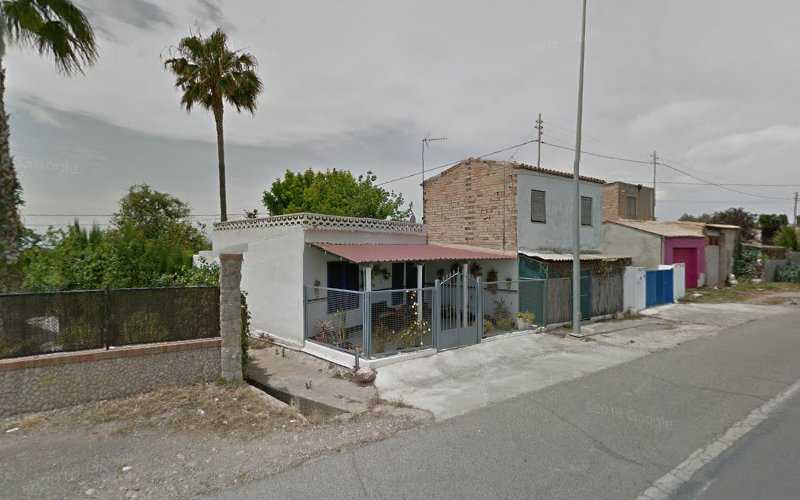Fotografia tomada fuera de Fustino Ebanistería - Carpenter en Borriana, Castellón