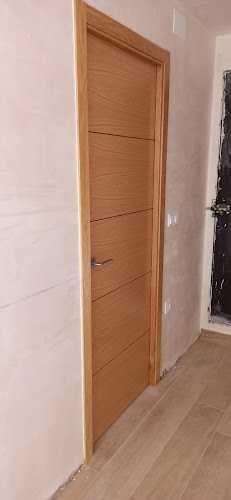 Fotografia tomada fuera de Puertas Leiva - Fábrica de puertas en Bormujos, Sevilla