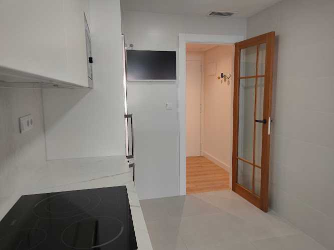 Fotografia tomada fuera de JM Ebanistería - Carpintero en Orihuela, Alicante