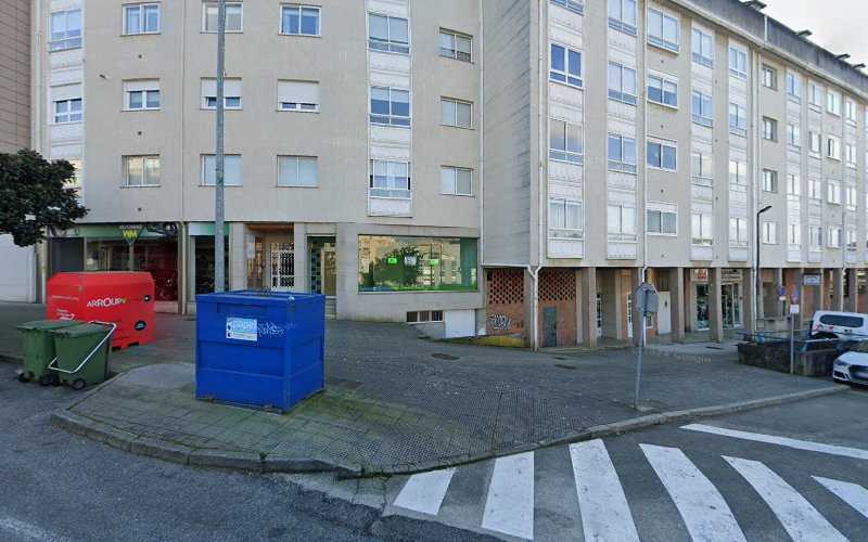 Fotografia tomada fuera de Brigalum S.L. - Carpintería metálica y de aluminio en Betanzos, A Coruña