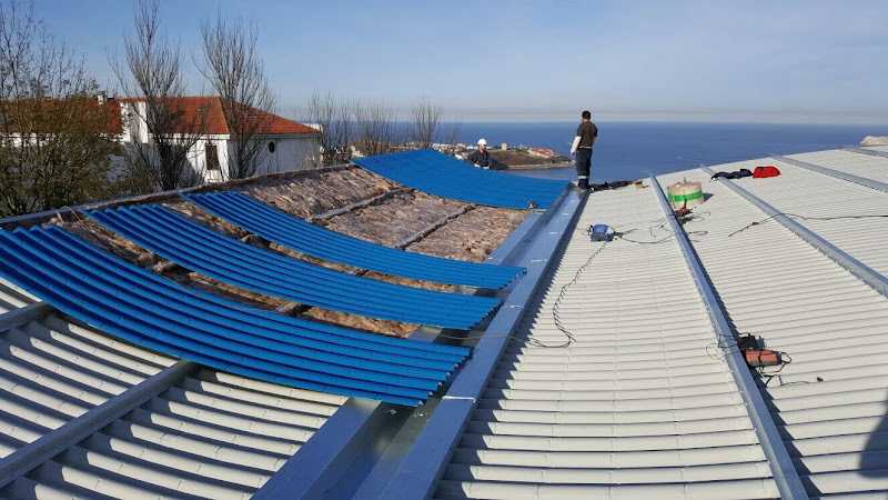 Fotografia tomada fuera de Taller metálico Sobarzo - Carpintería metálica y de aluminio en Sobarzo, Cantabria