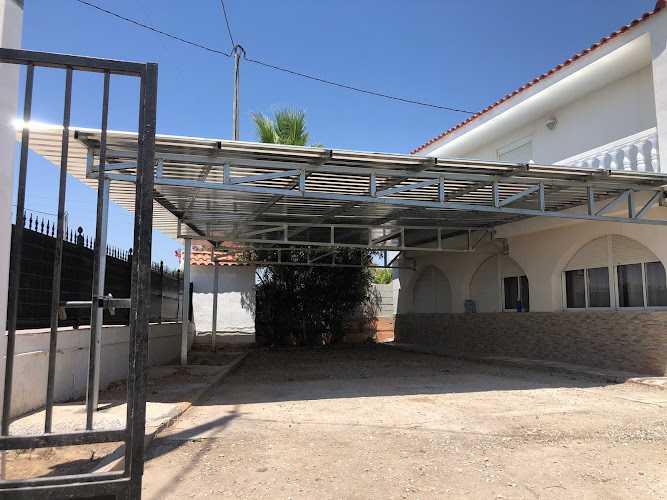 Fotografia tomada fuera de Caravaca - Carpintería de Aluminio - Carpintería metálica y de aluminio en Catral, Alicante