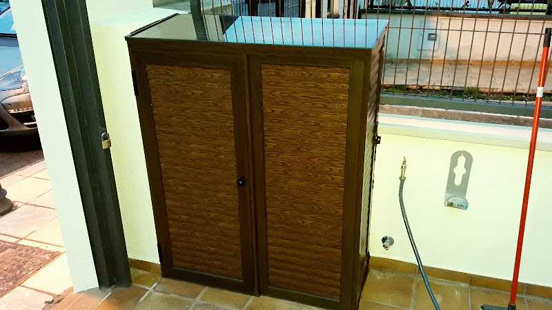 Fotografia tomada fuera de CARPINTERIA BERNAL S C - Carpintería metálica y de aluminio en Ronda, Málaga