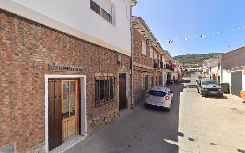Fotografia tomada fuera de José Luis Villar Pesquero CARPINTERIA HELECHOSA - Tienda de armarios en Helechosa de los Montes, Badajoz