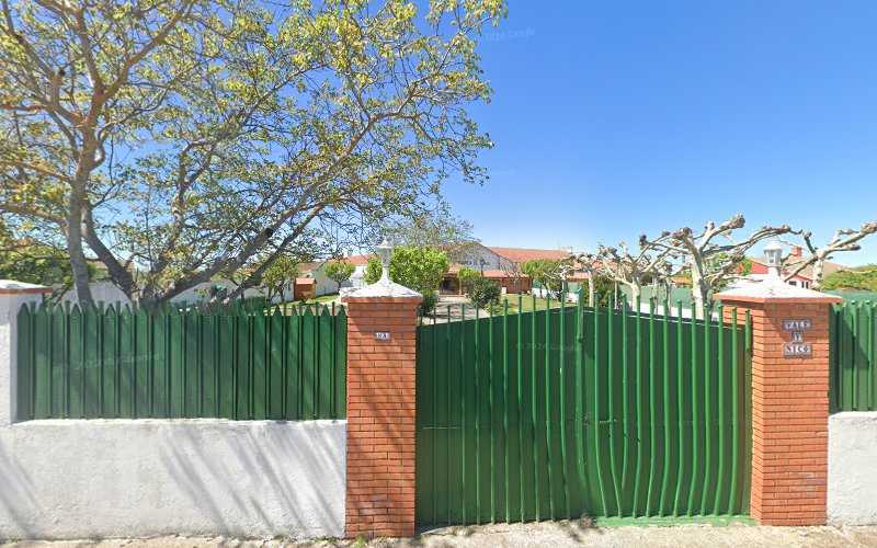 Fotografia tomada fuera de Sociedad Cooperativa Bracamonte - Fábrica de muebles en Peñaranda de Bracamonte, Salamanca
