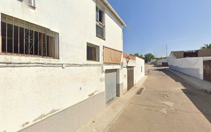 Fotografia tomada fuera de Carpintería Villar S.C. - Carpintería en Maguilla, Badajoz