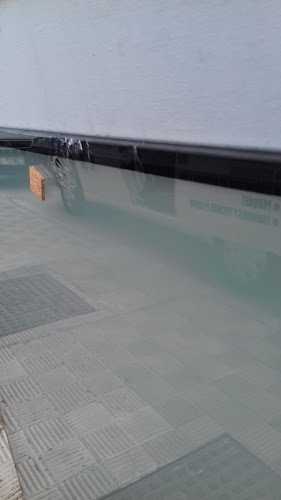 Fotografia tomada fuera de Aluminios Bereginal - Carpintería en Las Cabezas de San Juan, Sevilla