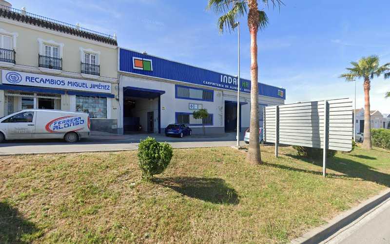 Fotografia tomada fuera de Indal Hr - Carpintería metálica y de aluminio en Las Cabezas de San Juan, Sevilla