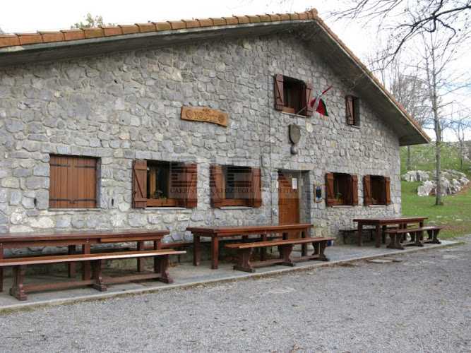 Fotografia tomada fuera de Carpinteria Biek Aroztegia - Reformas en Azpeitia, Guipúzcoa