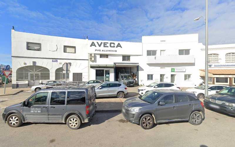 Fotografia tomada fuera de Carpintería Aveca - Carpintería metálica y de aluminio en Chiclana de la Frontera, Cádiz