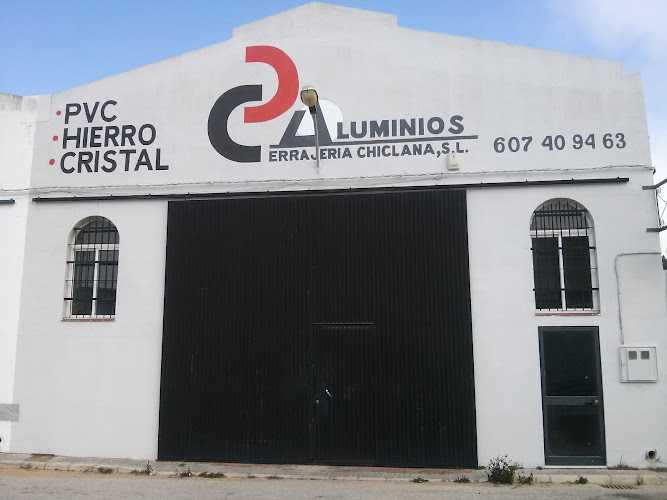 Fotografia tomada fuera de ALUMINIOS Y CERRAJERIA CHICLANA S.L - Carpintería metálica y de aluminio en Chiclana, Cádiz
