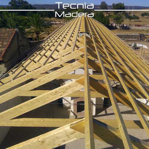 Fotografia tomada fuera de Técnia Madera - Fábrica en Carrión de los Céspedes, Sevilla