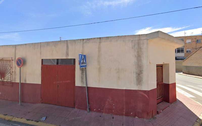 Fotografia tomada fuera de Dc Carpinteria Corbalán - Carpintero en Las Torres de Cotillas, Murcia