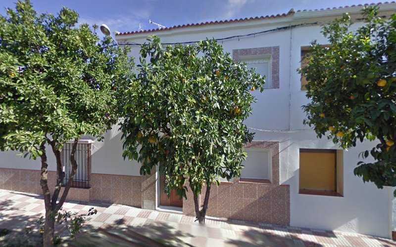 Fotografia tomada fuera de COCIJOVEN S. C. ANDALUZA - Carpintería en Campillo del Río, Jaén