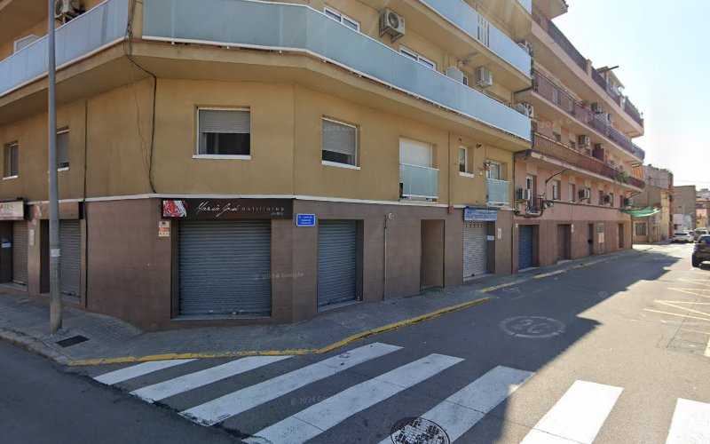 Fotografia tomada fuera de Pedro Agudo Flete - Carpintería metálica y de aluminio en Santa Perpètua de Mogoda, Barcelona