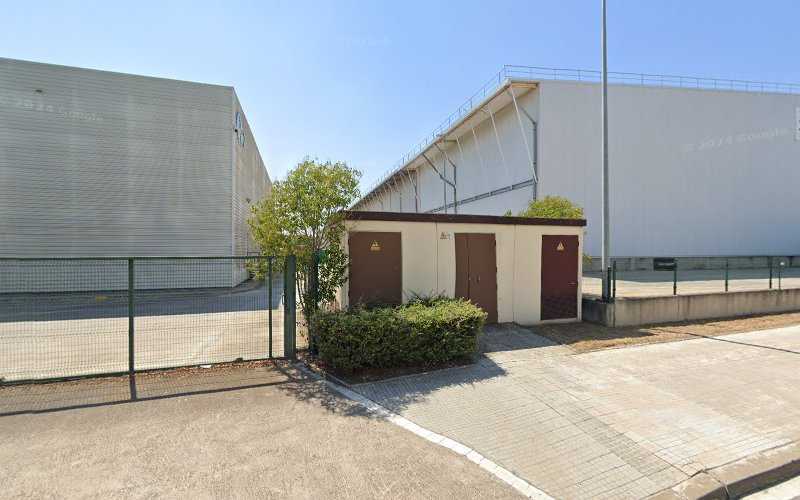 Fotografia tomada fuera de Alcoa Arquitectura S.L. - Carpintería metálica y de aluminio en Santa Perpètua de Mogoda, Barcelona