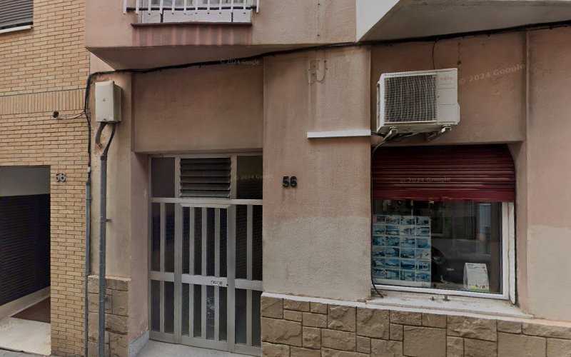 Fotografia tomada fuera de ALUVIAL Carpinteria De Aluminio - Metal·listeria en Santa Coloma de Gramenet, Barcelona