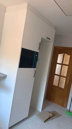 Fotografia tomada fuera de Carpintería Jordi Martínez S L - Botiga d'armaris en Montcada i Reixac, Barcelona