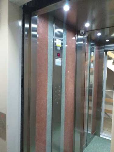 Fotografia tomada fuera de ReformasOspina - Construction company en Santa Coloma de Gramenet, Barcelona