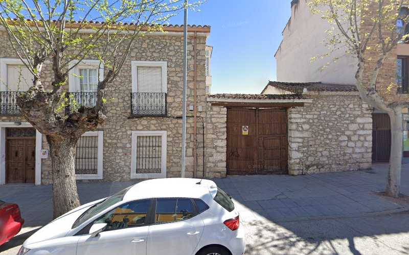 Fotografia tomada fuera de Afr Construcciones Metálicas S L - Carpintería metálica y de aluminio en San Agustín del Guadalix, Madrid