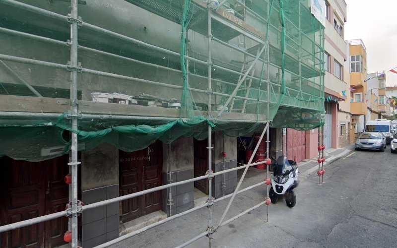 Fotografia tomada fuera de SERVICIOS BNCL - Carpintero en Las Palmas de Gran Canaria, Las Palmas