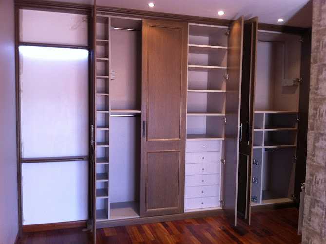 Fotografia tomada fuera de Ebenistería Fustería GUIMAR S.L. - Ebanista en Lleida, Lérida