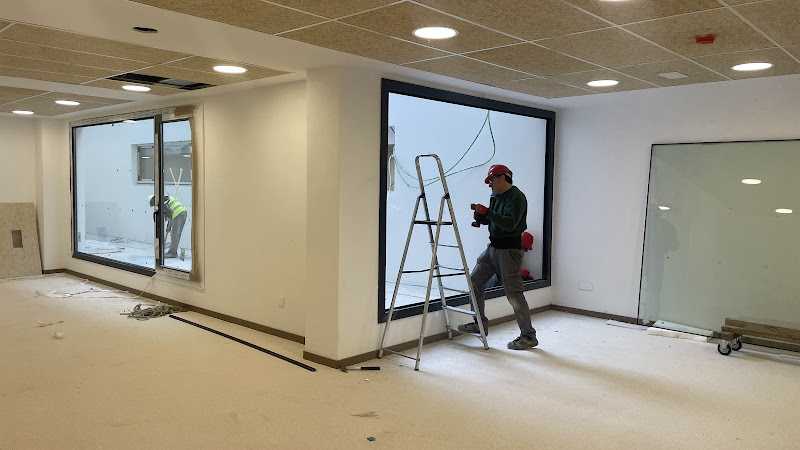 Fotografia tomada fuera de ADA L’Hospitalet - Carpintería metálica y de aluminio en L'Hospitalet de Llobregat, Barcelona
