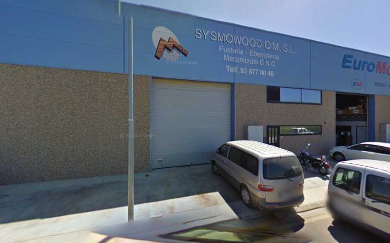 Fotografia tomada fuera de SYSMOWOOD QM, S.L. - Carpintería en Sant Fruitós de Bages, Barcelona