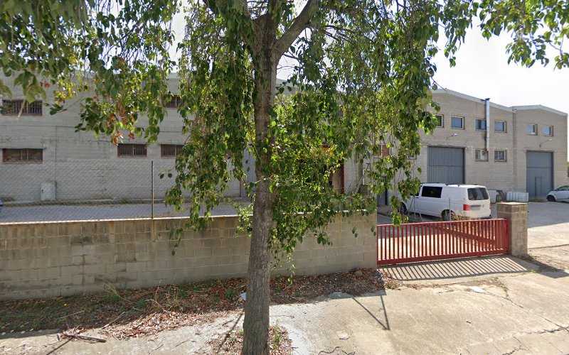 Fotografia tomada fuera de A G R Aluminios Sant Feliu De Codines - Metal·listeria en Sant Feliu de Codines, Barcelona