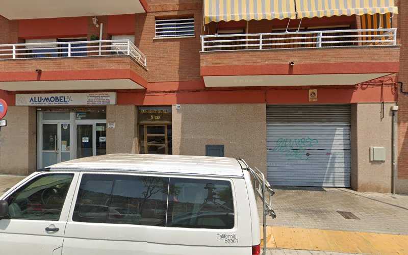 Fotografia tomada fuera de Alu-mobel S L - Carpintería metálica y de aluminio en Sant Boi de Llobregat, Barcelona