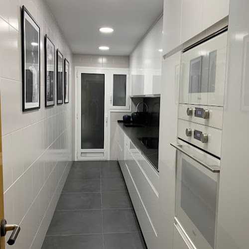 Fotografia tomada fuera de Reformas RiverCuina - Reformas de cocinas en Sant Boi de Llobregat, Barcelona