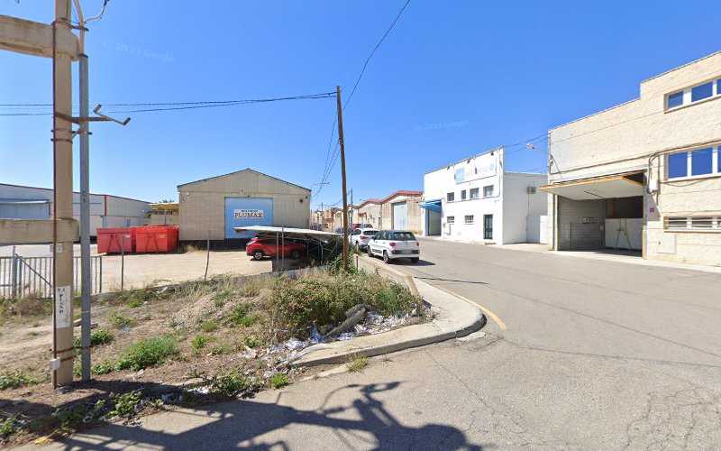 Fotografia tomada fuera de STC Cucalon - Carpintería en María de Huerva, Zaragoza